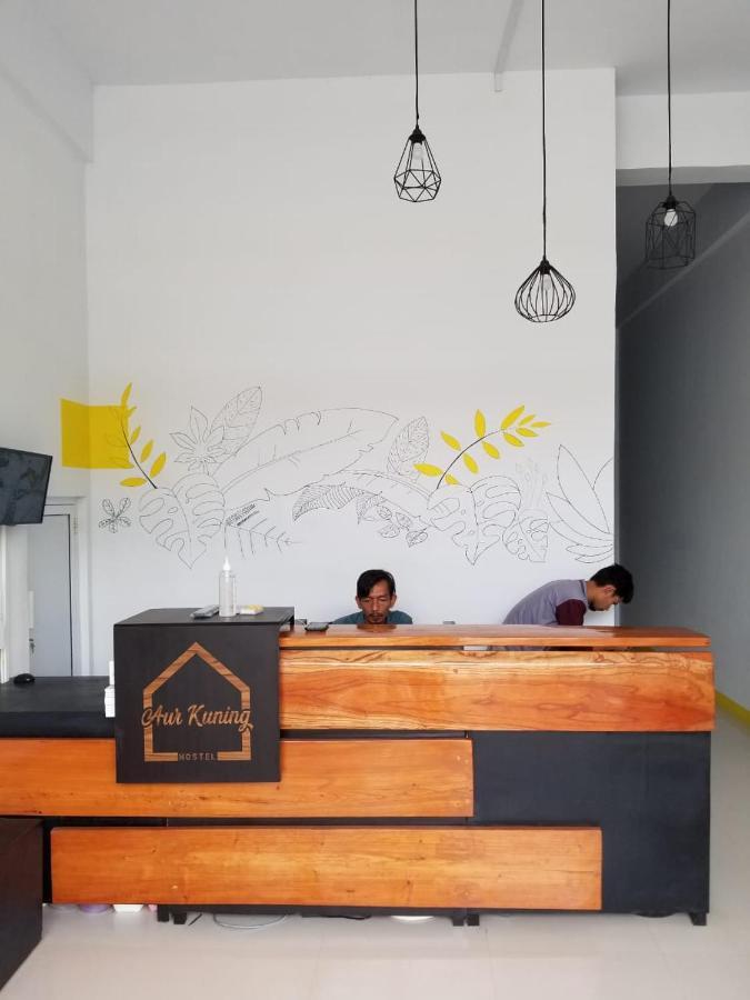 Aur Kuning Hostel Syariah Bukittinggi Ngoại thất bức ảnh