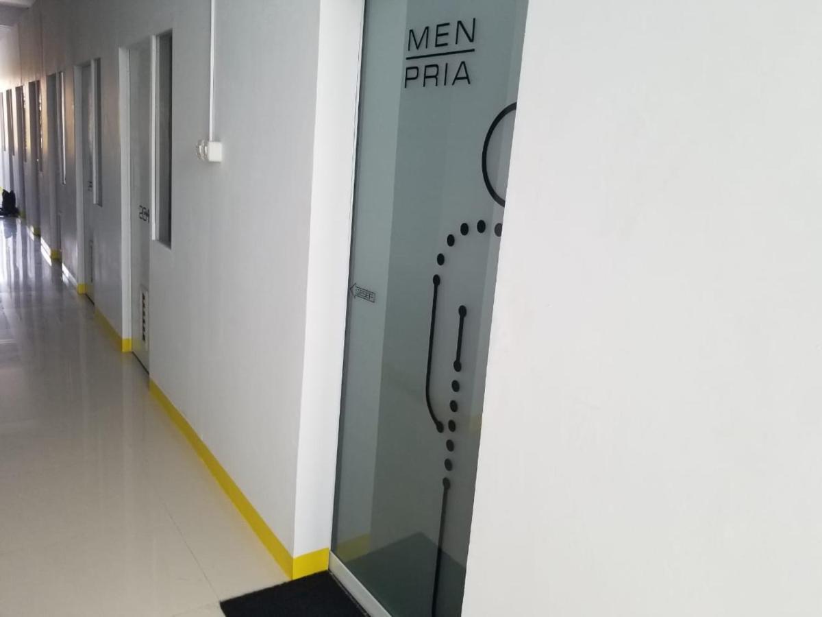Aur Kuning Hostel Syariah Bukittinggi Ngoại thất bức ảnh