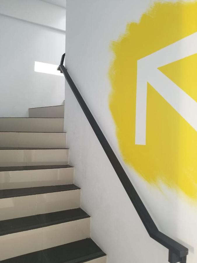 Aur Kuning Hostel Syariah Bukittinggi Ngoại thất bức ảnh
