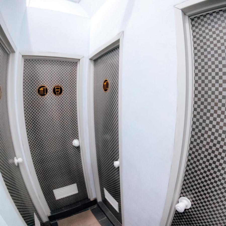 Aur Kuning Hostel Syariah Bukittinggi Ngoại thất bức ảnh