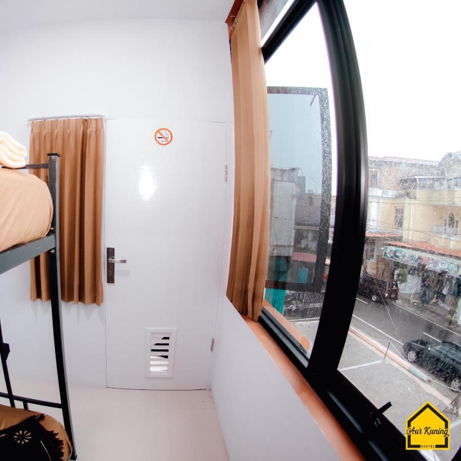 Aur Kuning Hostel Syariah Bukittinggi Ngoại thất bức ảnh