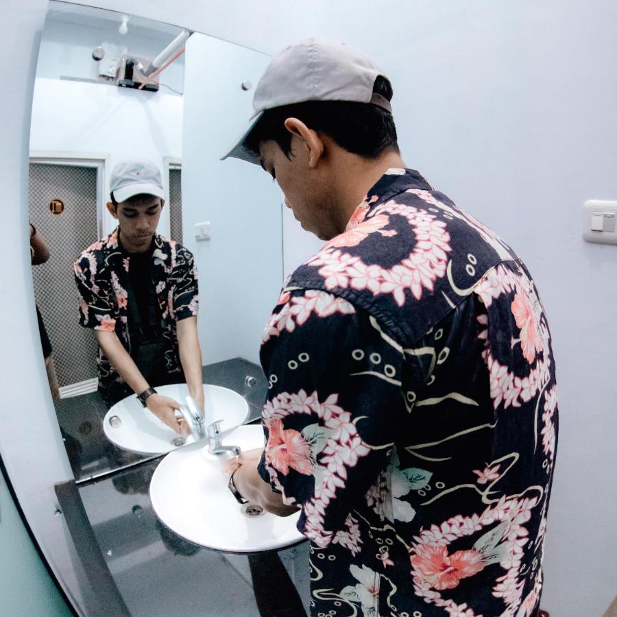 Aur Kuning Hostel Syariah Bukittinggi Ngoại thất bức ảnh