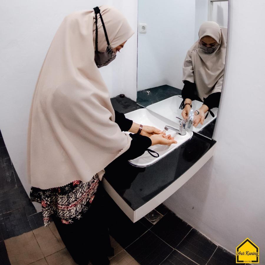 Aur Kuning Hostel Syariah Bukittinggi Ngoại thất bức ảnh